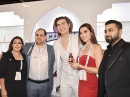 Perfumes árabes EZENZIA COSMOPROF 2024